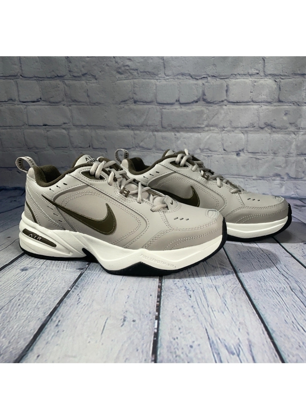 Nike Air Monarch IV Athletic Shoes Moon Particle Dark Hazel 415445-200 Mens 9.5